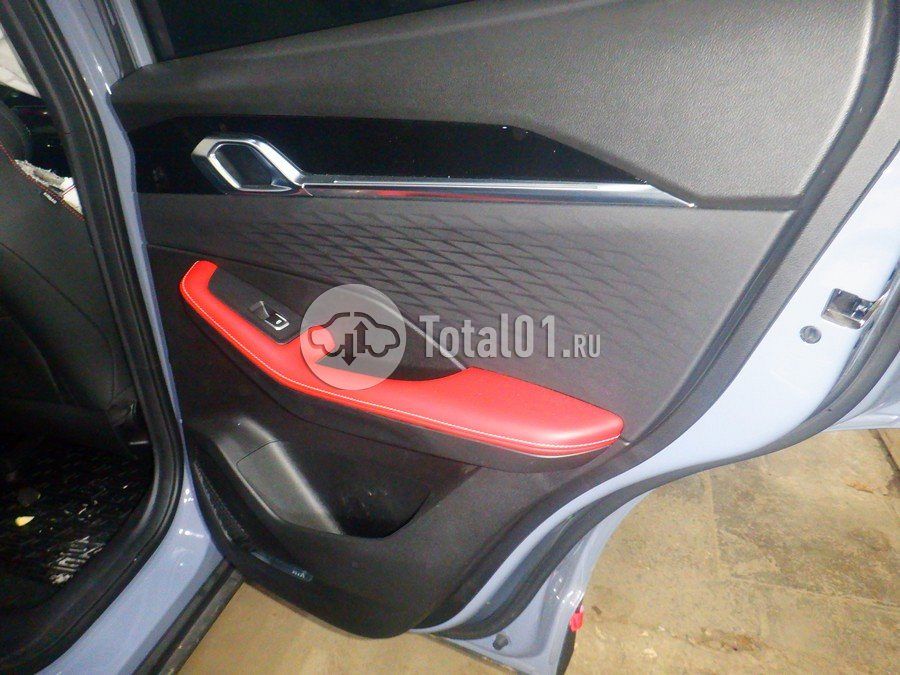 Фото Geely Coolray 52