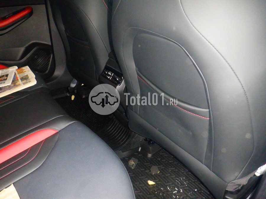 Фото Geely Coolray 58