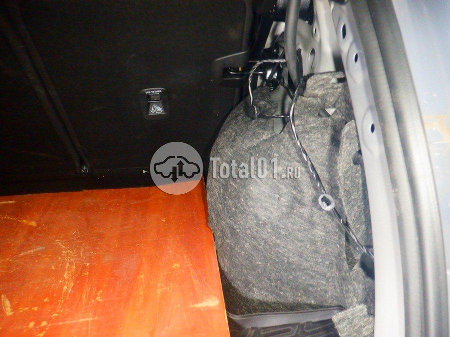 Фото Geely Coolray 70