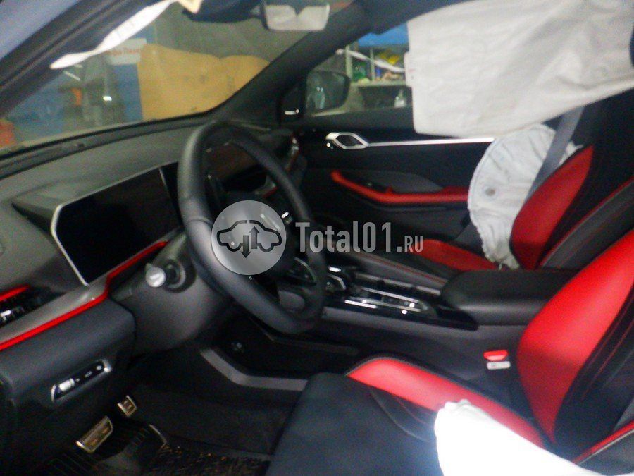 Фото Geely Coolray 88
