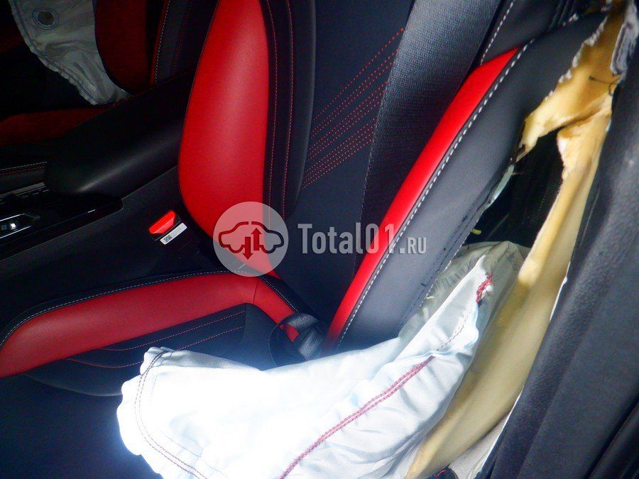 Фото Geely Coolray 102
