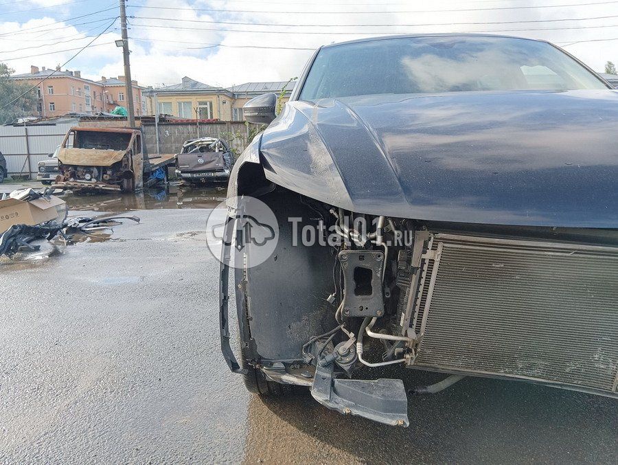 Фото Volkswagen Tiguan 10