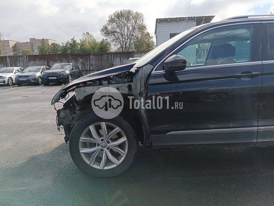 Фото Volkswagen Tiguan 38