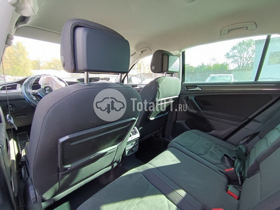 Фото Volkswagen Tiguan 94