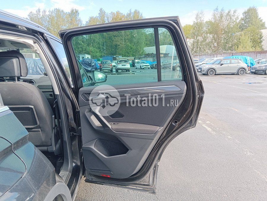 Фото Volkswagen Tiguan 120