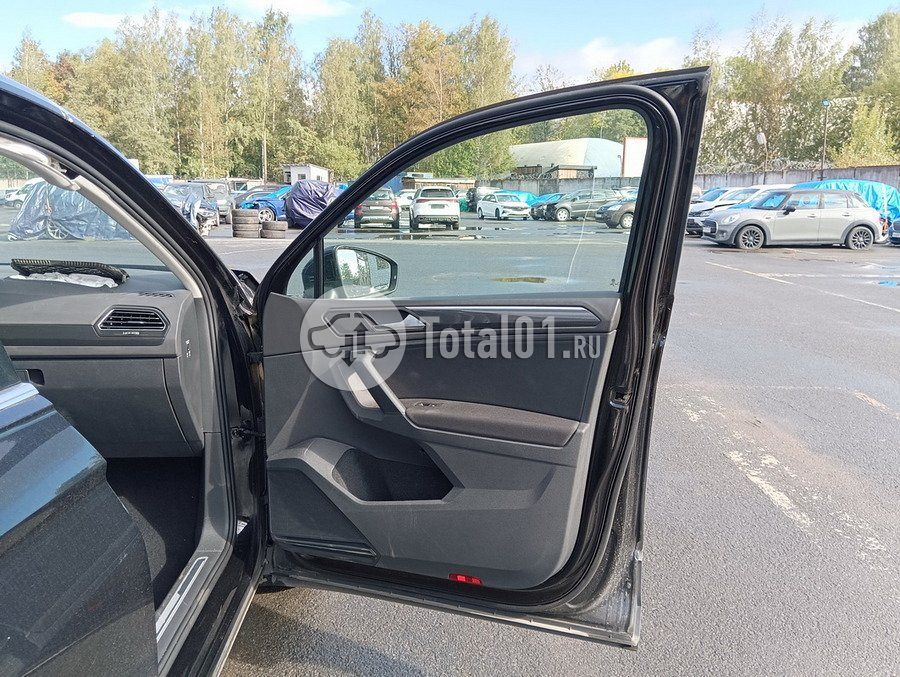 Фото Volkswagen Tiguan 132