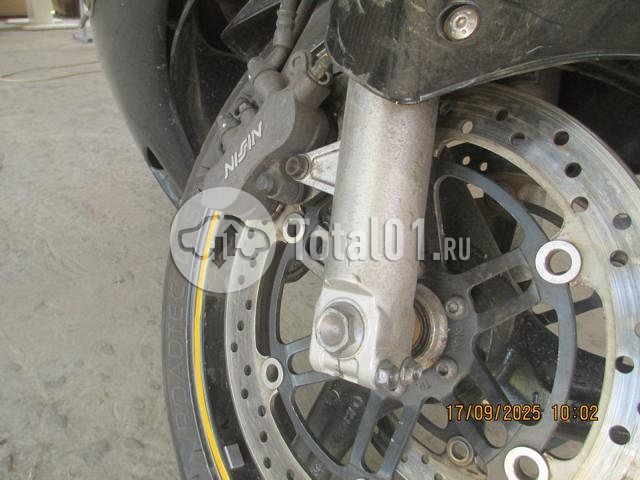 Фото Honda CBR1100XX 34