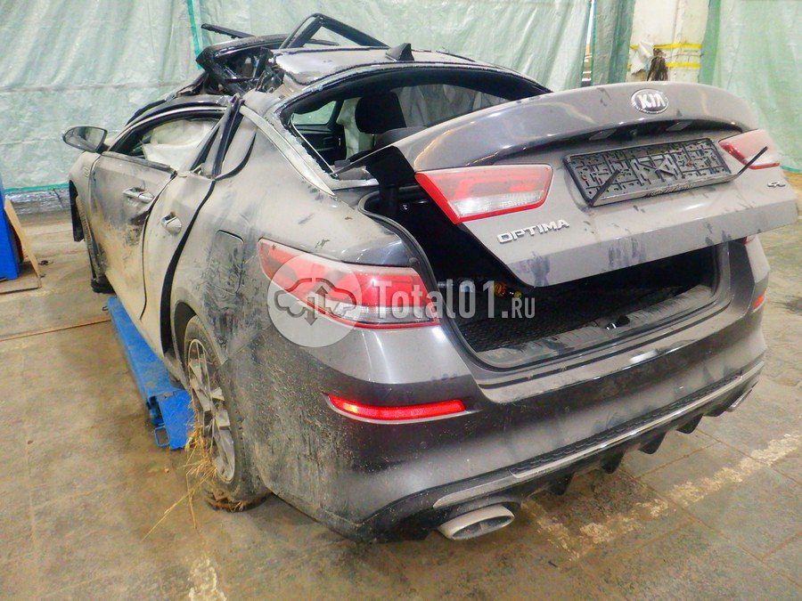 Фото KIA Optima 16
