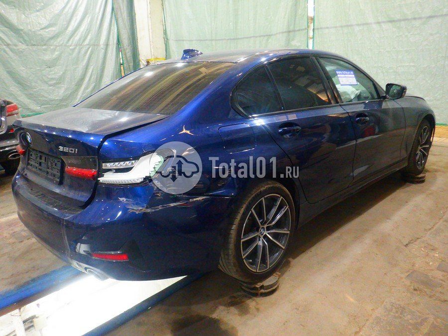 Фото BMW 3 серия 10