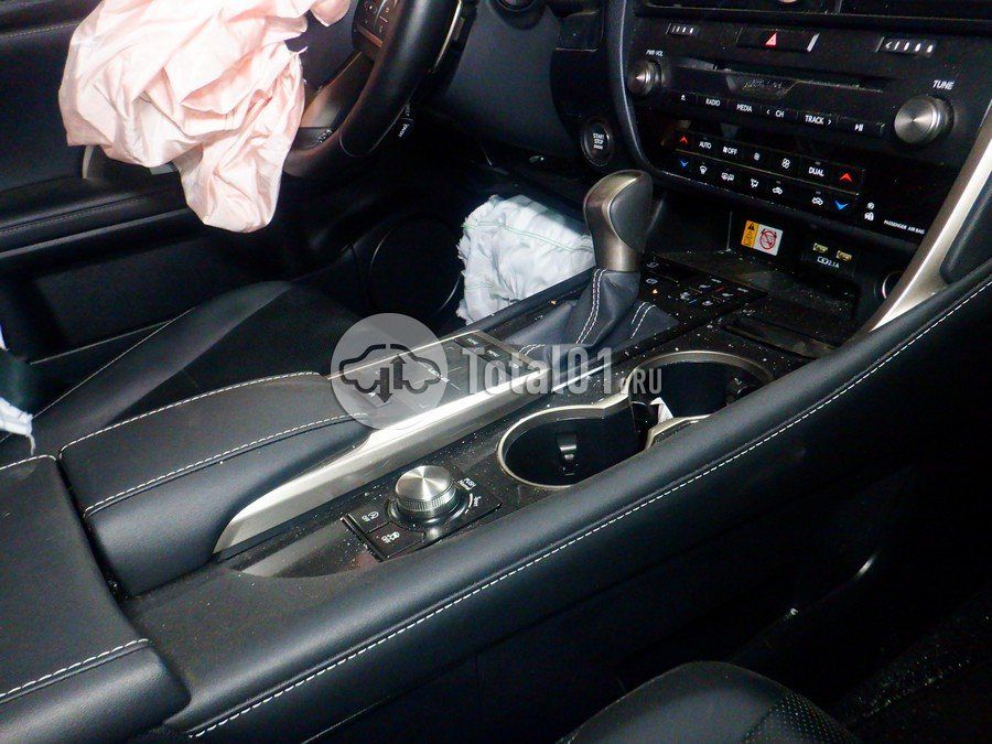 Фото Lexus RX 32