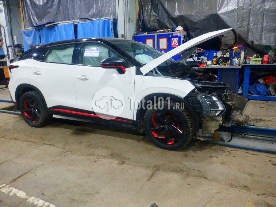 Фото OMODA C5 12