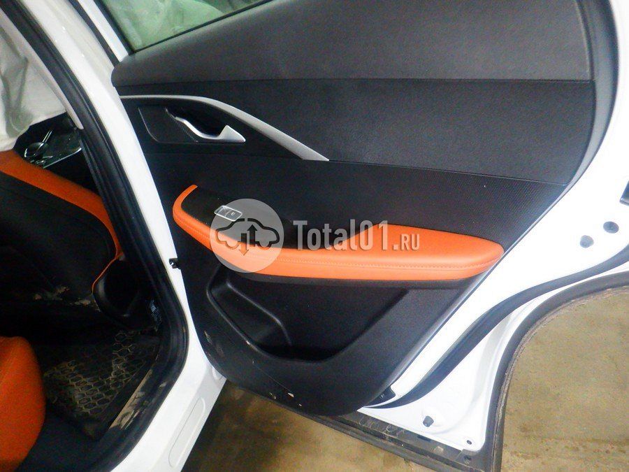 Фото OMODA C5 46