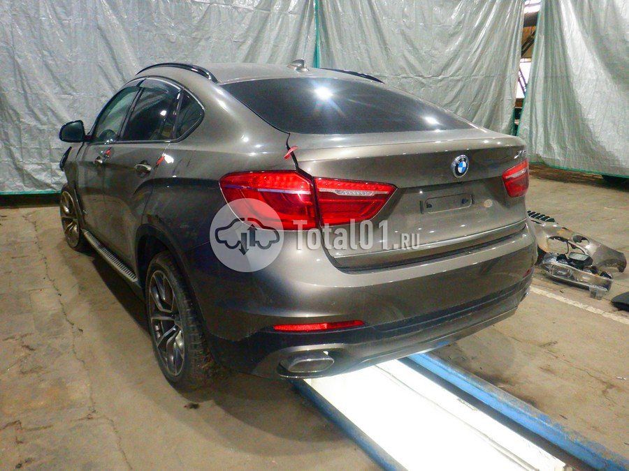 Фото BMW X6 14