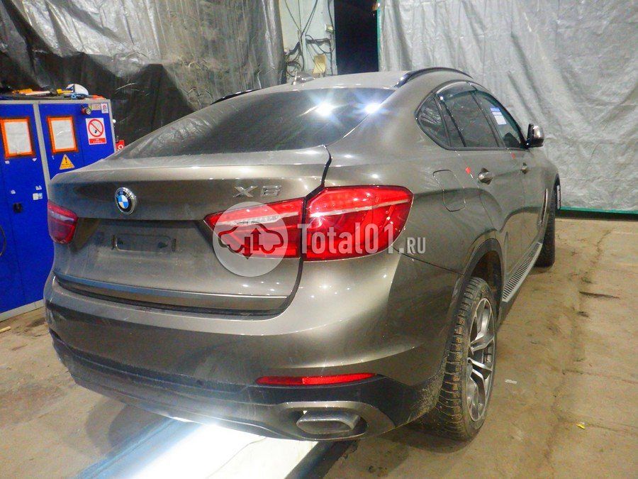 Фото BMW X6 16