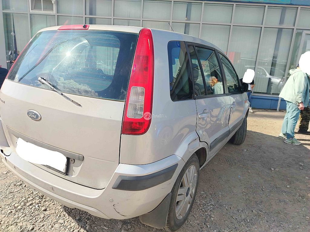 Фото Ford Fusion 8