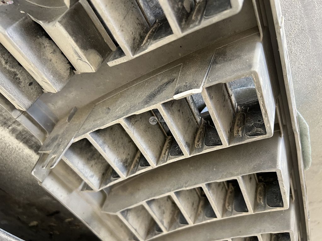 Фото Nissan Bassara 116