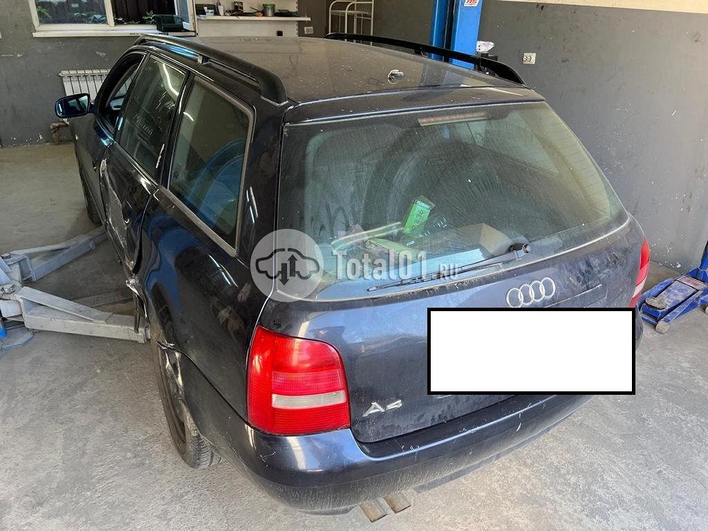 Фото Audi A4 26