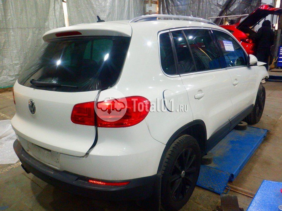 Фото Volkswagen Tiguan 14