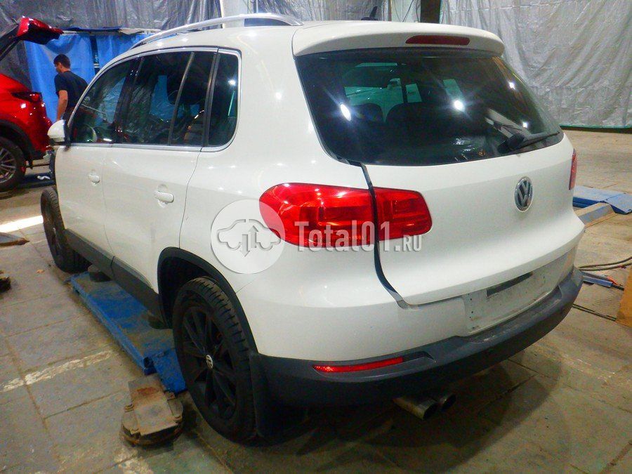 Фото Volkswagen Tiguan 16