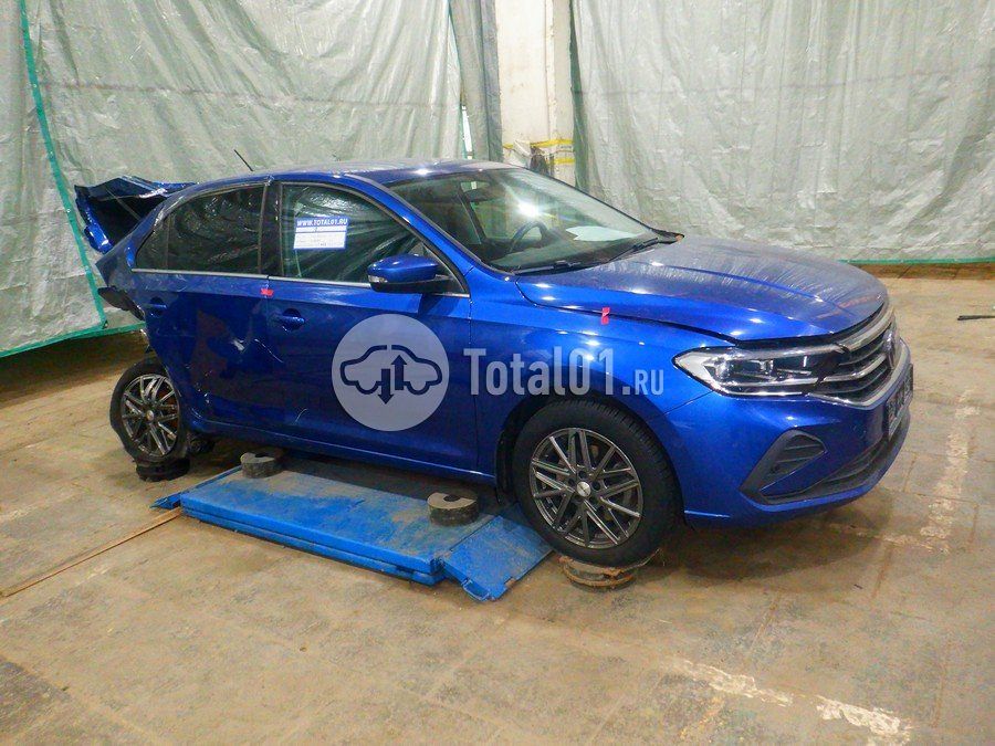 Фото Volkswagen Polo 8