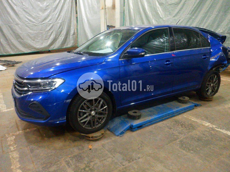 Фото Volkswagen Polo 10