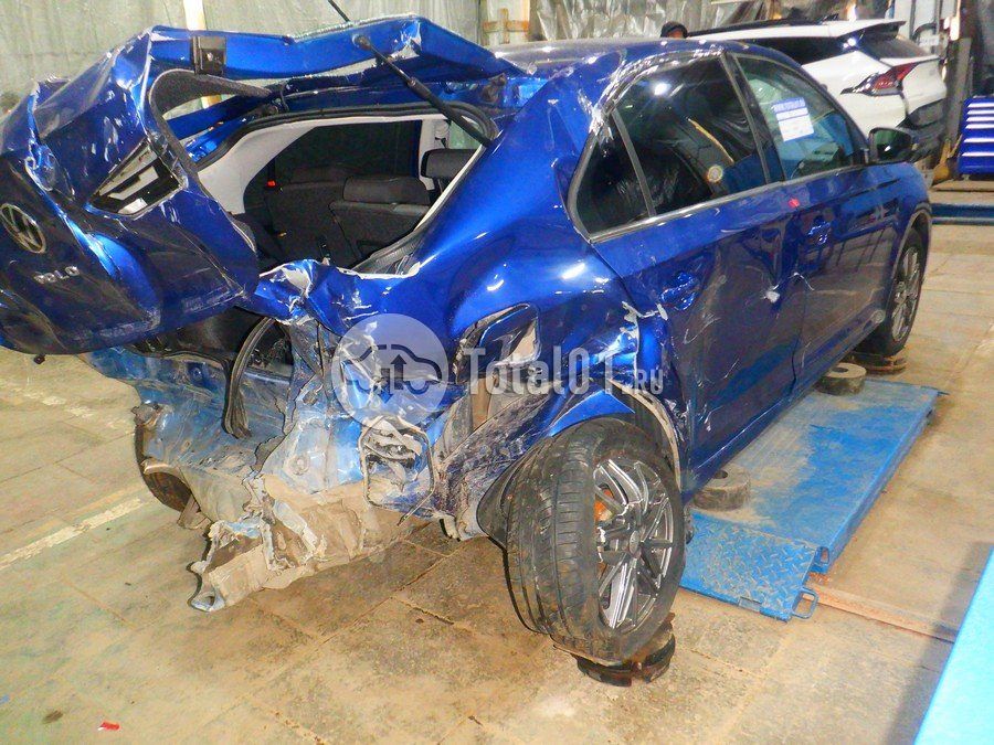 Фото Volkswagen Polo 16