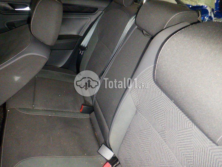 Фото Volkswagen Polo 70