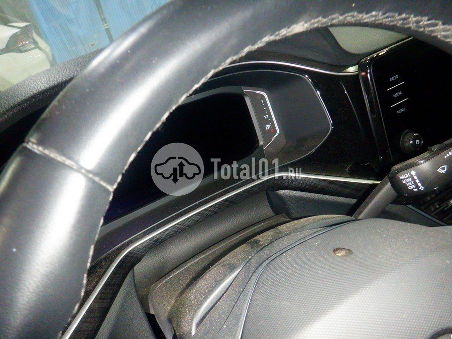 Фото Volkswagen Polo 80