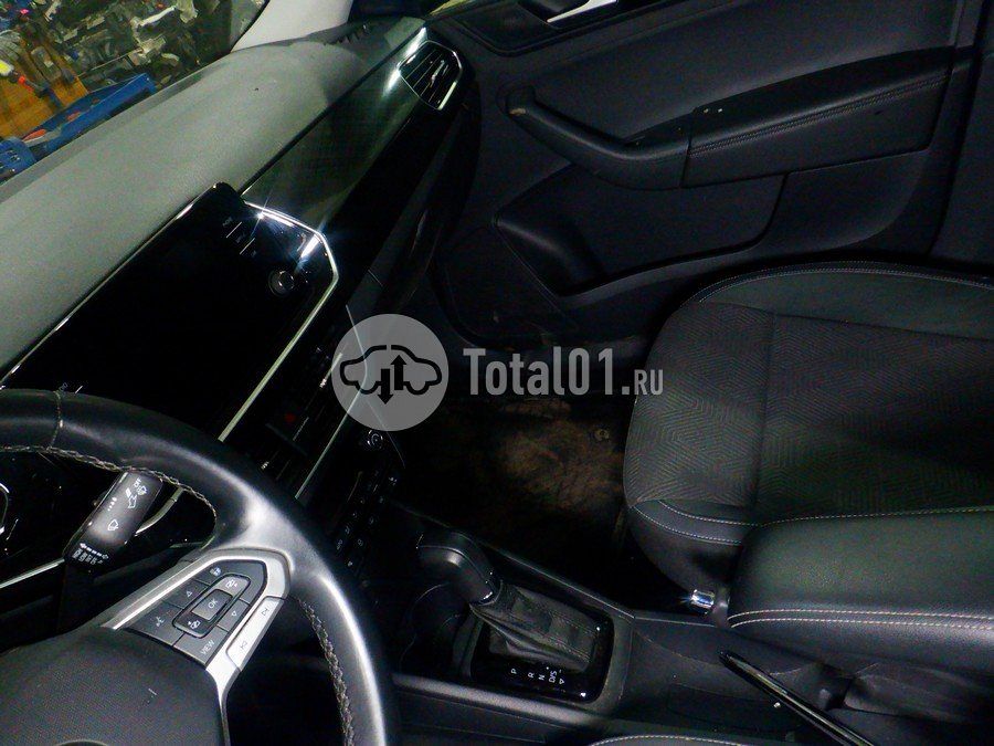 Фото Volkswagen Polo 82