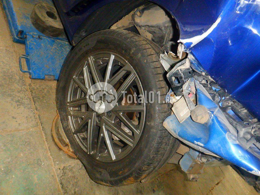 Фото Volkswagen Polo 200