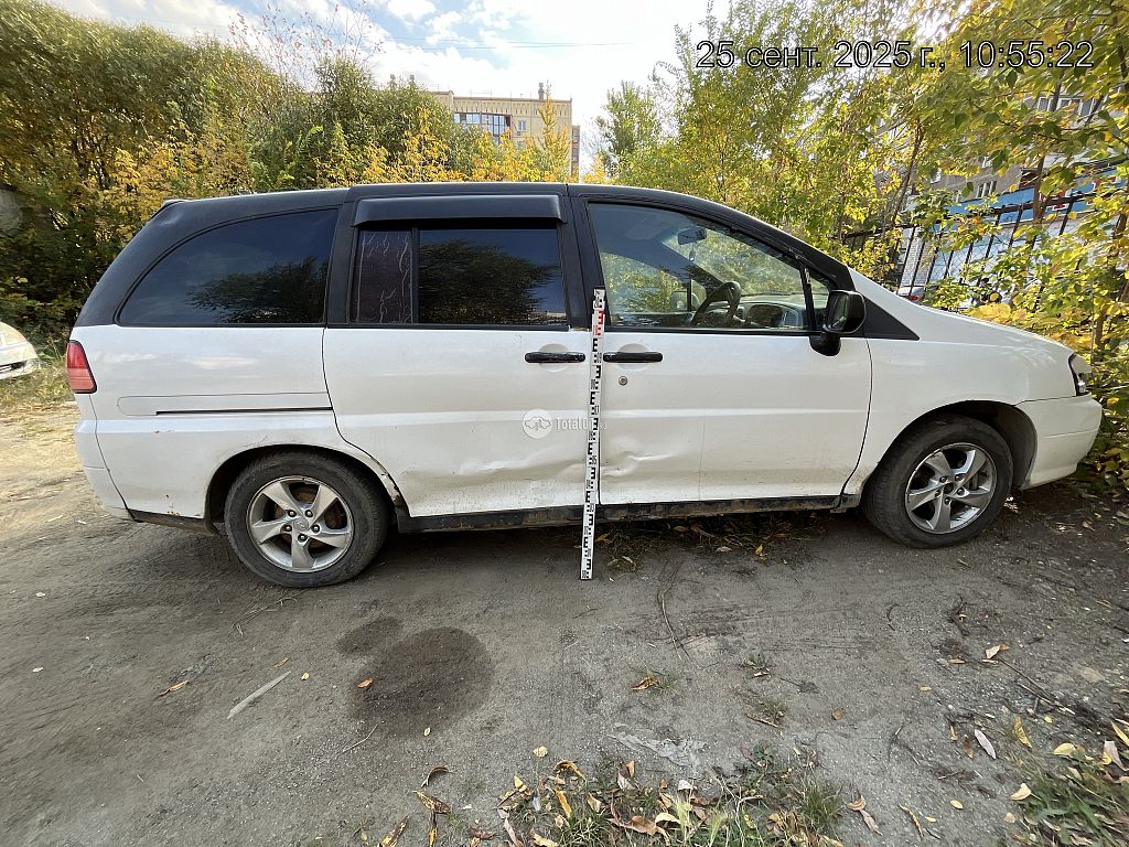 Фото Nissan Liberty 6