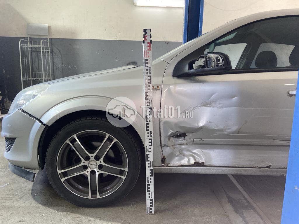 Фото Opel Astra 16