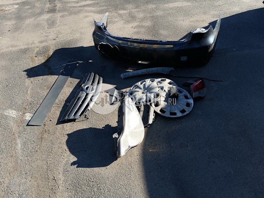 Фото Nissan Almera 20