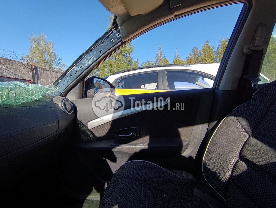 Фото Nissan Almera 202