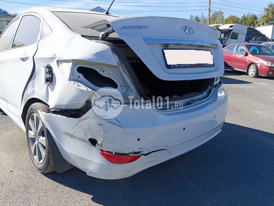 Фото Hyundai Accent 32