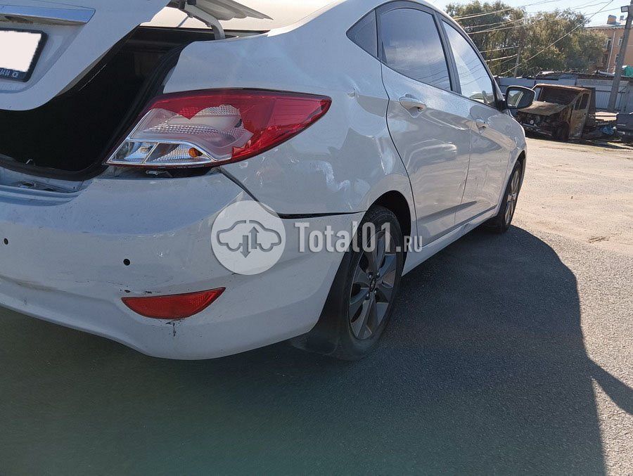 Фото Hyundai Accent 62
