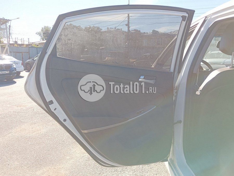 Фото Hyundai Accent 108