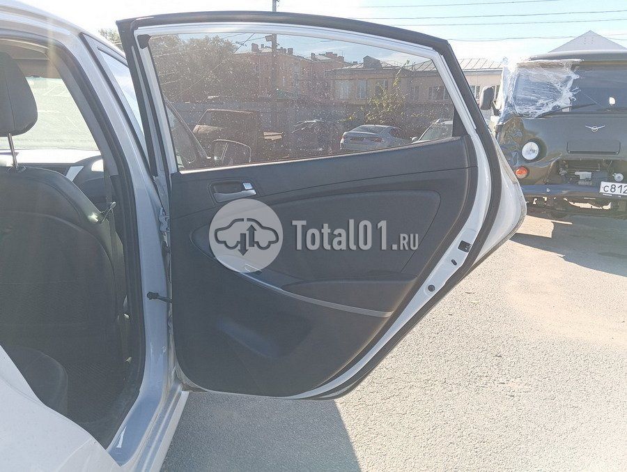 Фото Hyundai Accent 140