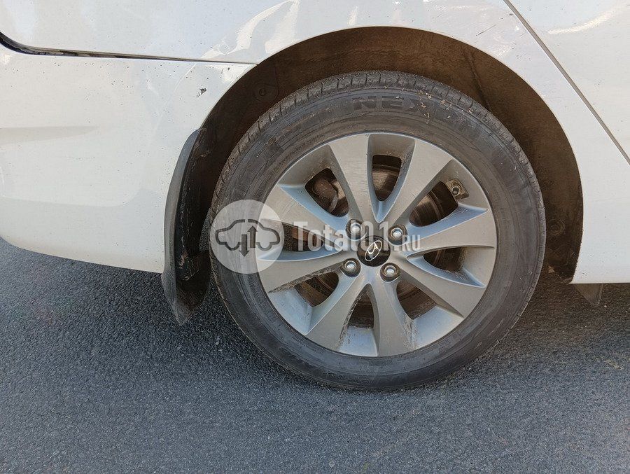 Фото Hyundai Accent 178