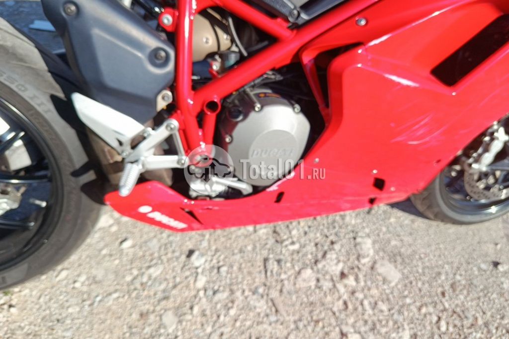 Фото Ducati Streetfighter 24