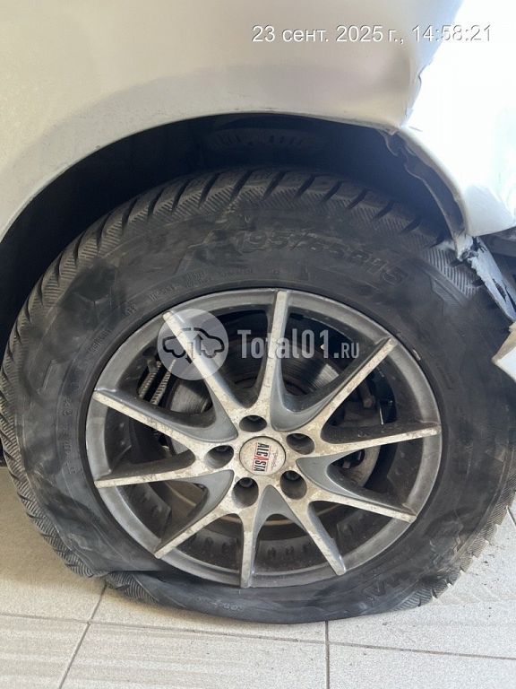 Фото Volkswagen Polo 18