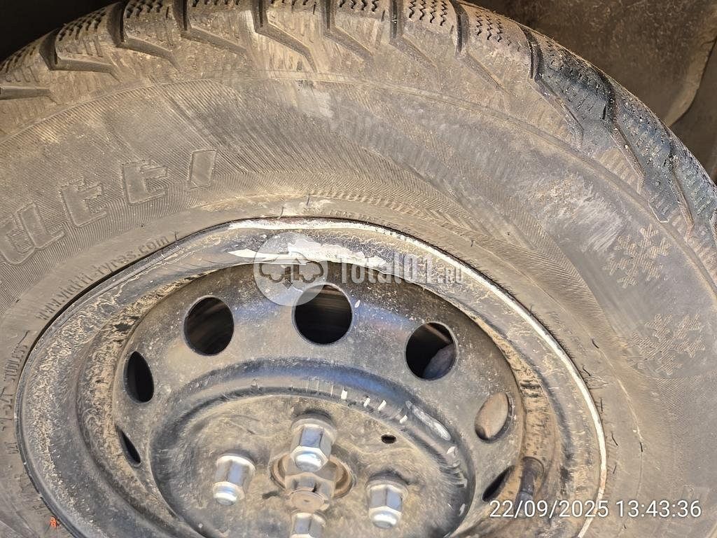 Фото Hyundai Accent 24
