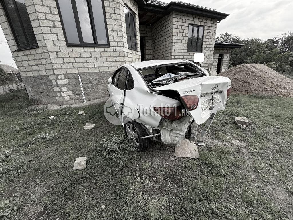 Фото Hyundai Elantra 10