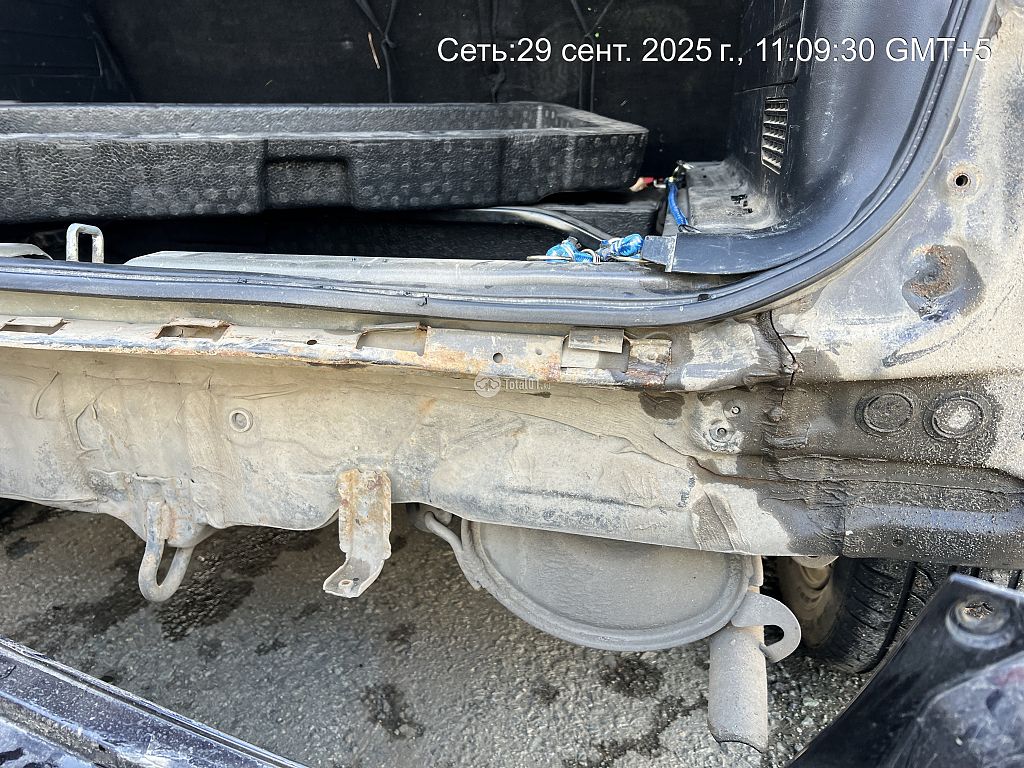Фото Honda Mobilio Spike 188