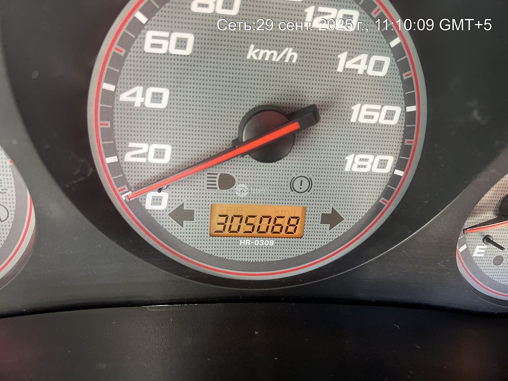 Фото Honda Mobilio Spike 196