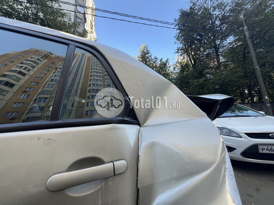 Фото Nissan Tiida 12