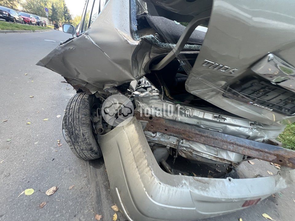 Фото Nissan Tiida 14