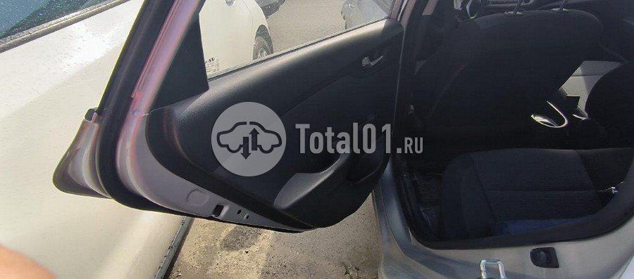 Фото Hyundai Solaris 42