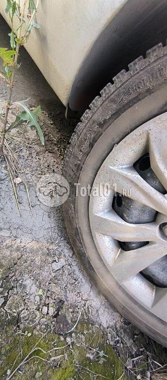 Фото Hyundai Solaris 100