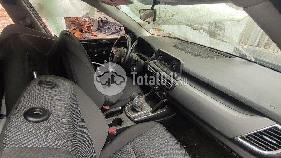Фото KIA Seltos 44